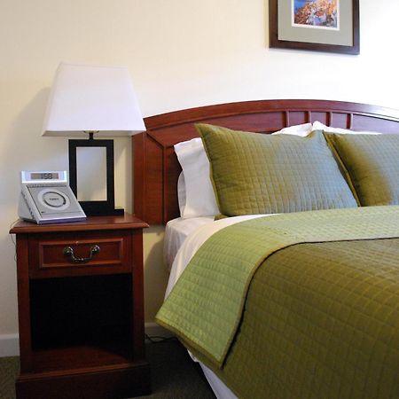 Bella Capri Inn And Suites Camarillo Extérieur photo