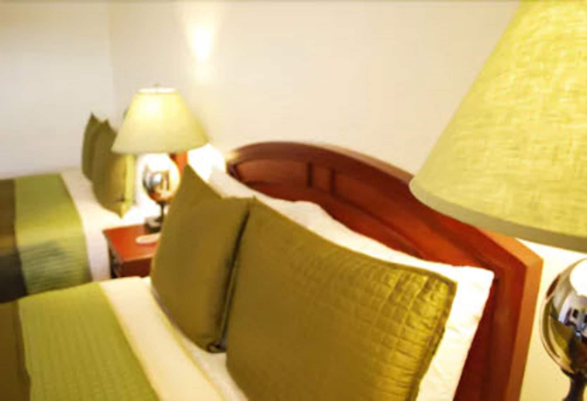 Bella Capri Inn And Suites Camarillo Extérieur photo