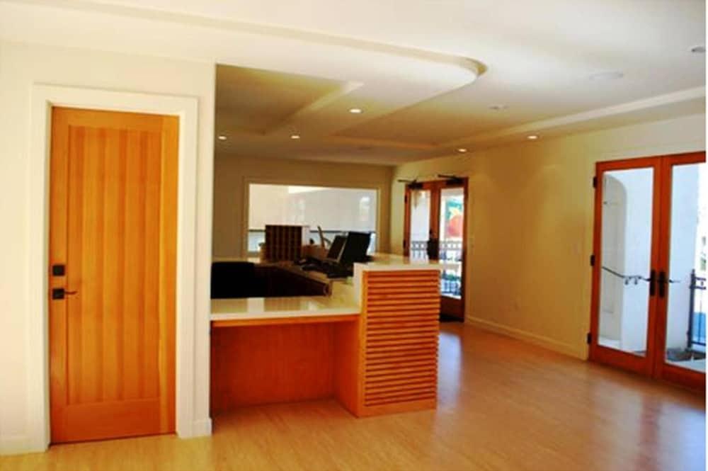 Bella Capri Inn And Suites Camarillo Extérieur photo