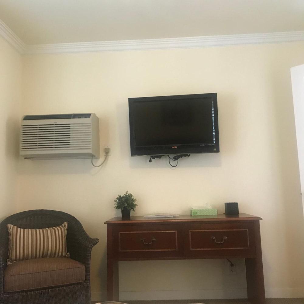 Bella Capri Inn And Suites Camarillo Extérieur photo