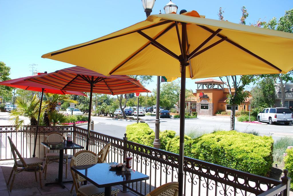 Bella Capri Inn And Suites Camarillo Extérieur photo